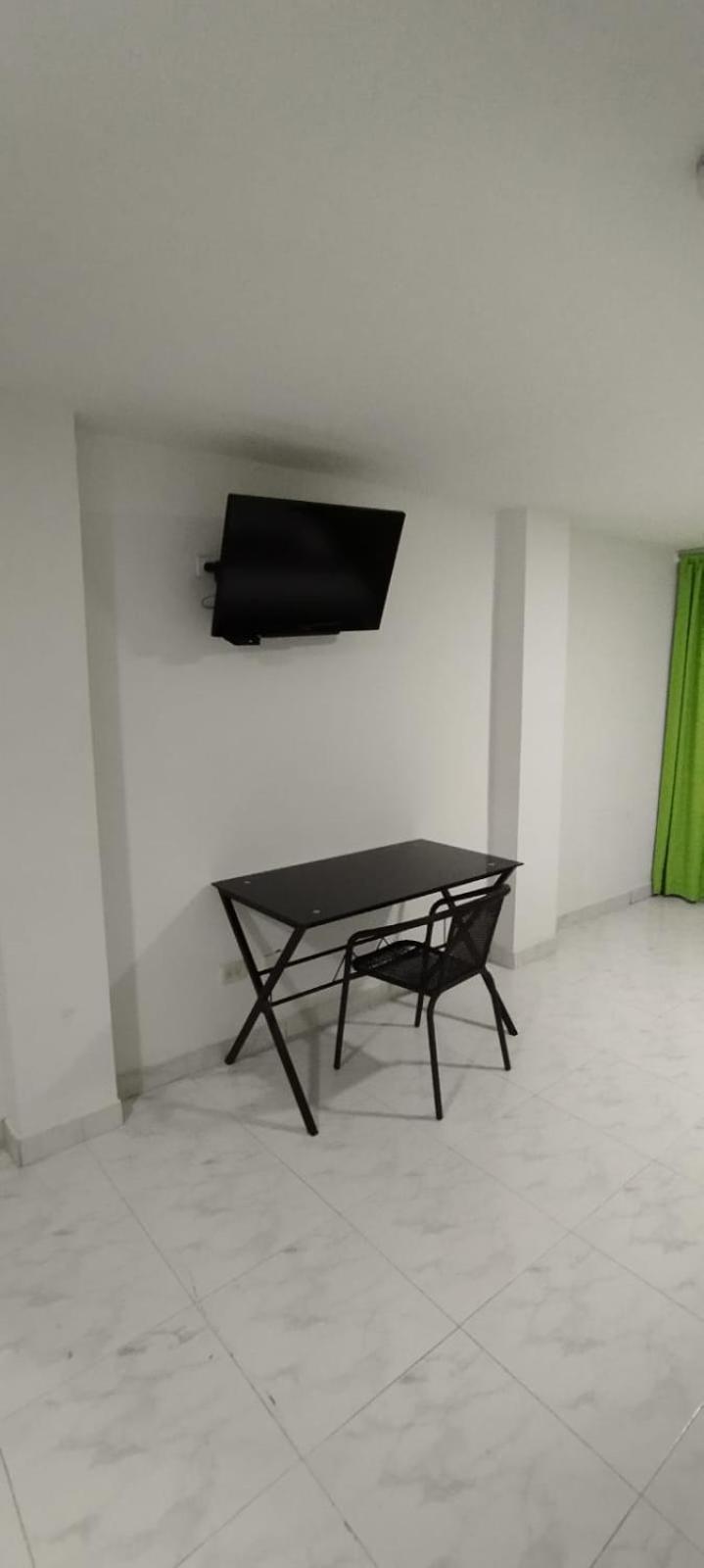 Hotel Paradise Lleras メデジン エクステリア 写真